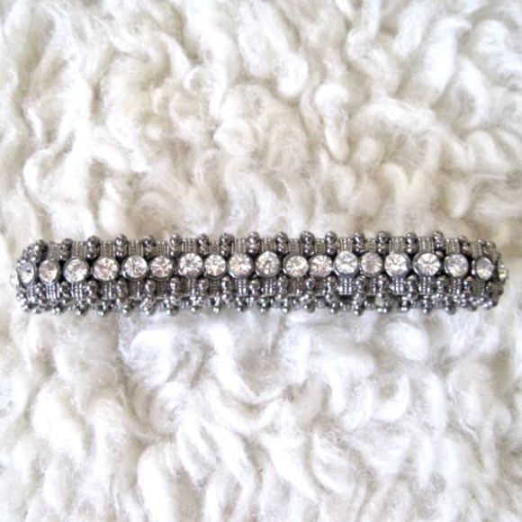 Gun Plated Metal Rhinestone Stretch Bracelet - Picture 1 of 3